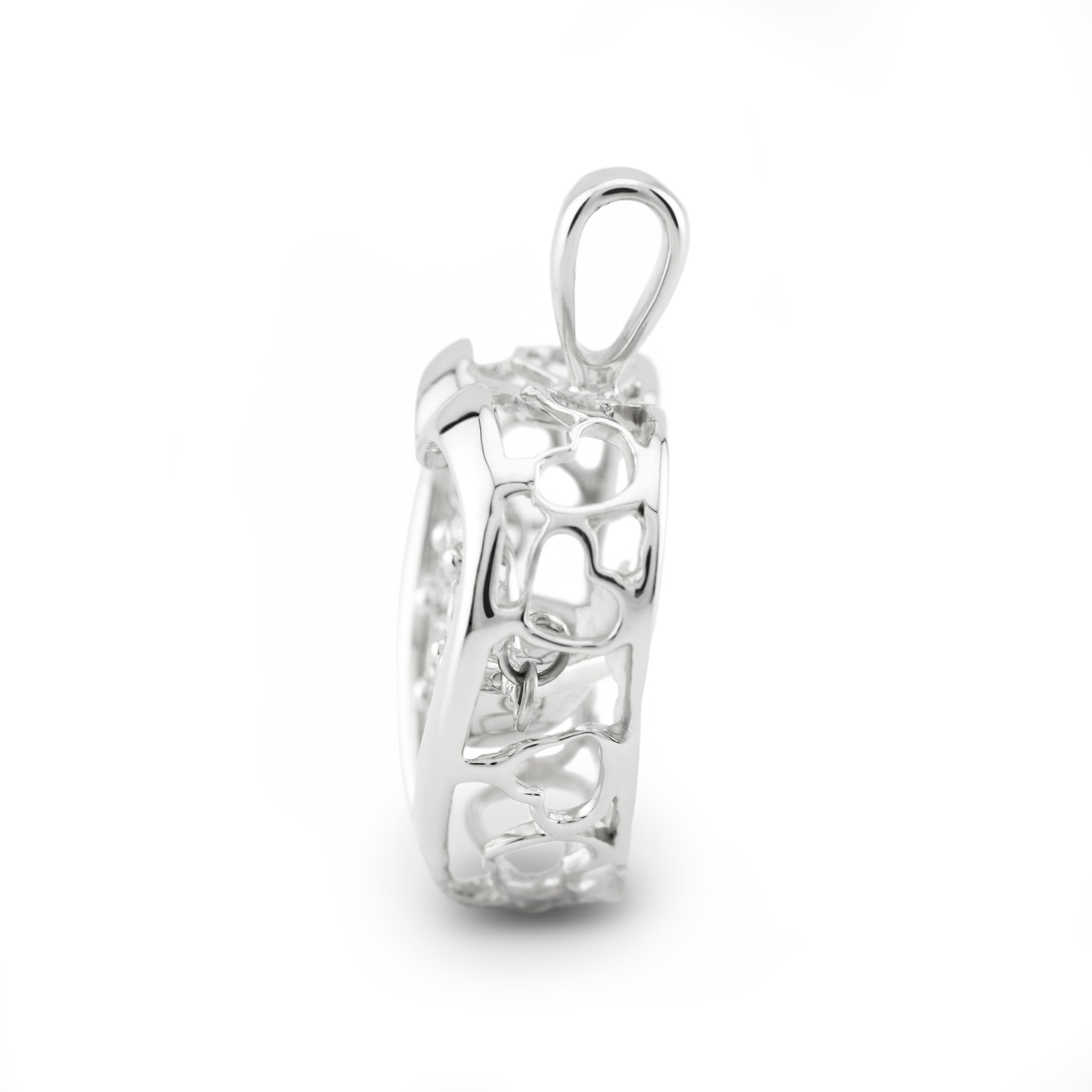 Floating diamond heart pendant with cable link chain